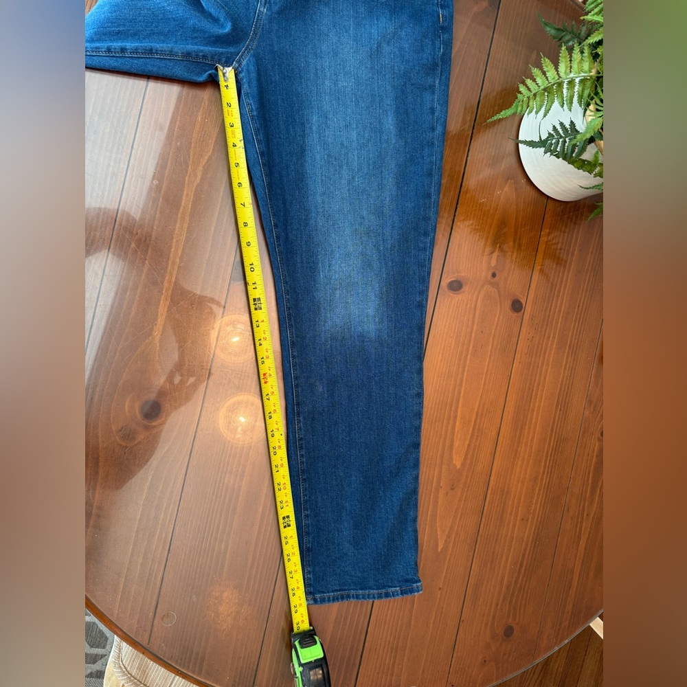 LOFT Women’s Denim Jeans Straight Leg with Stretch Size 12 or 31 - Picture 11 of 11